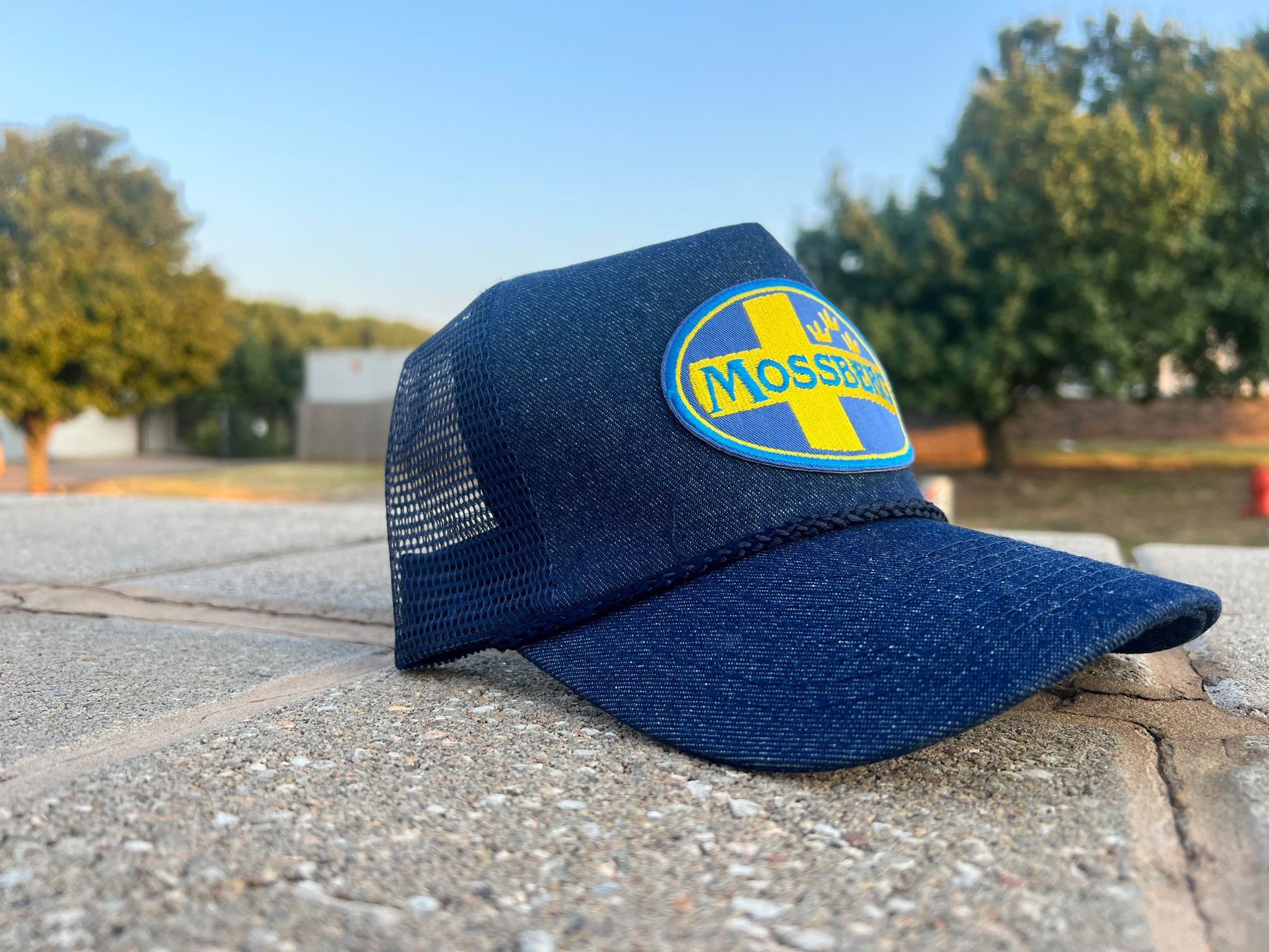 Vintage MOSSBERG guns Rope Snapback Trucker Mesh Hat with Patch - Appa –  OklahomaCustoms